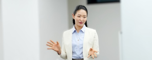 ストーリーで語る力強化研修～「思い」をのせた「臨場感」あるプレゼン（１日間）