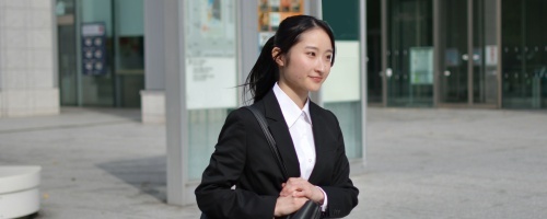 営業向けラテラルシンキング研修～発想力を磨き新たな価値を提案する（１日間）