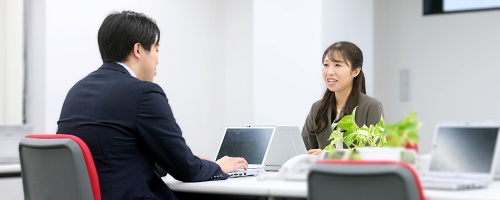 中途採用者向け研修「コミュニケーション編」~職場に速やかに適応する(1日間)