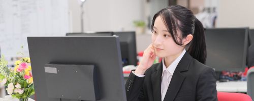 （新人向け）経験学習サイクルの回し方研修～振り返りの大切さを理解する（半日間）