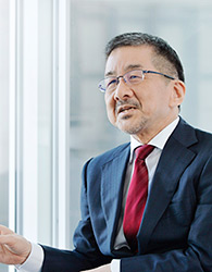 登壇講師