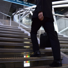 「これまでは派遣でしたが、来月から正社員として働きます」その時に本人がすべきことと、職場周囲がすべきことは何か