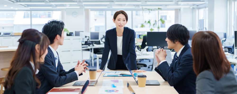 リーダーシップ研修～サーバント・リーダーシップで部下の成長を促進する