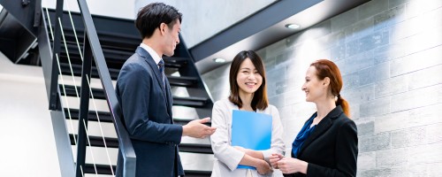 （外国人・帰国子女向け）日本人と一緒に働くためのコミュニケーション研修